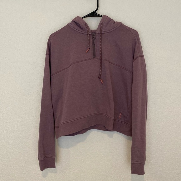 BASS OUTDOOR Cropped Hoodie Sweatshirt. Color: Flint. Medium - Picture 1 of 4